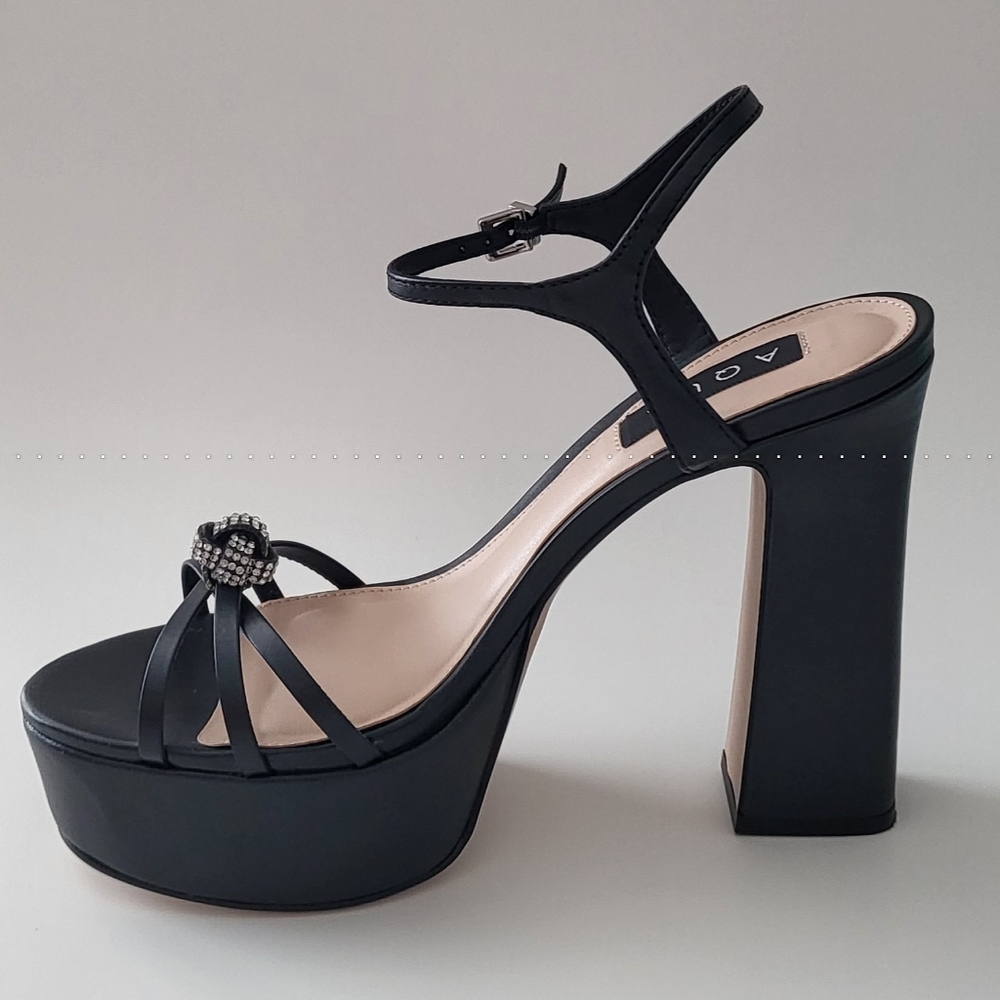 AQUA Women's Strappy Elegant Platform Sandals Black/Metalic,  block Heel. 9.5B